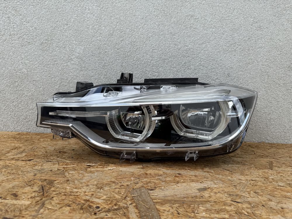 Far stanga BMW Seria3 F30 F31 LCI Facelift Full LED Original Europa