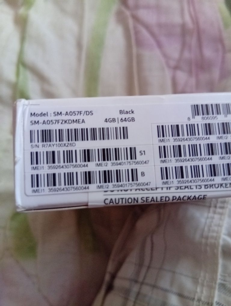 Samsung A05s nou sigilat la cutie 4/64gb black 5g android 15 perfect