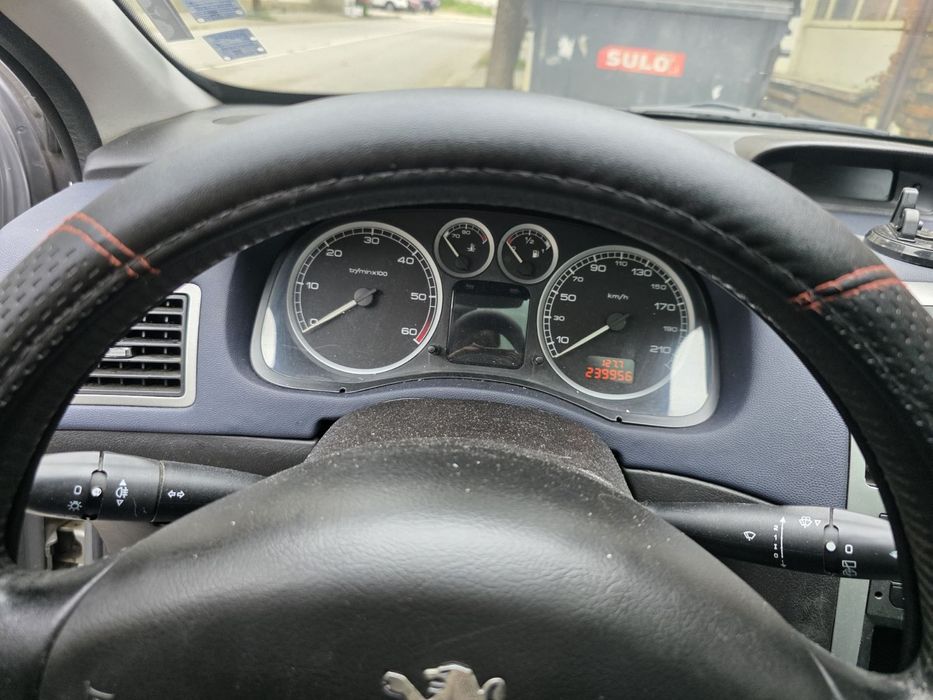 Peugeot 307 Продавам
Ноември 2002 
Платени документи до 2026.