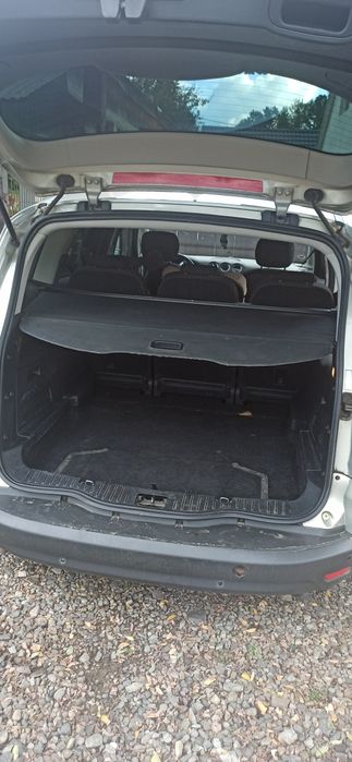 Se vinde Ford S-max