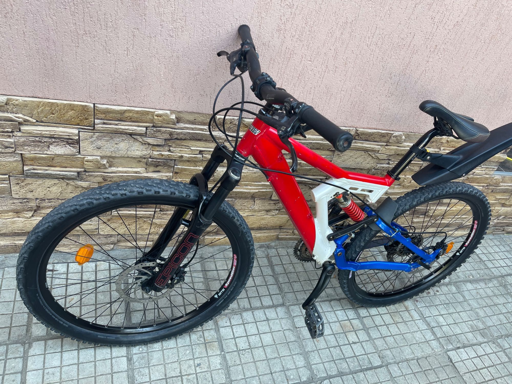 Custom Build планински велосипед