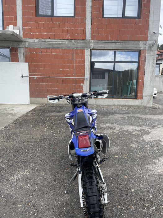 Продава се Yamaha wr 250f 2004