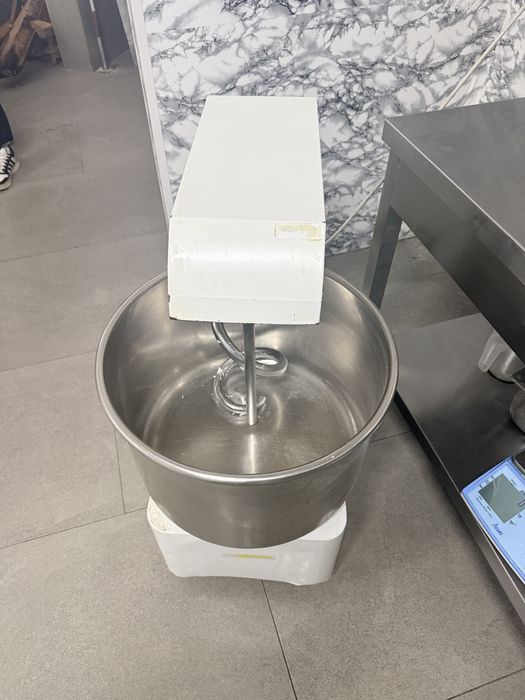 Malaxor aluat 50 litri