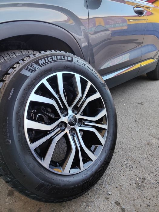 Комплект дисков с резиной Мишлен шипы 235 60 размер 18!