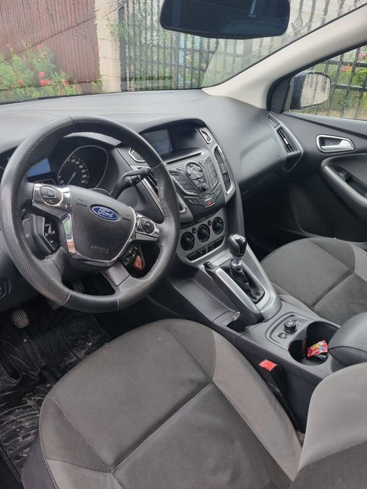 Vand/Schimb Ford Focus 1.6tdci breack Proprietar
