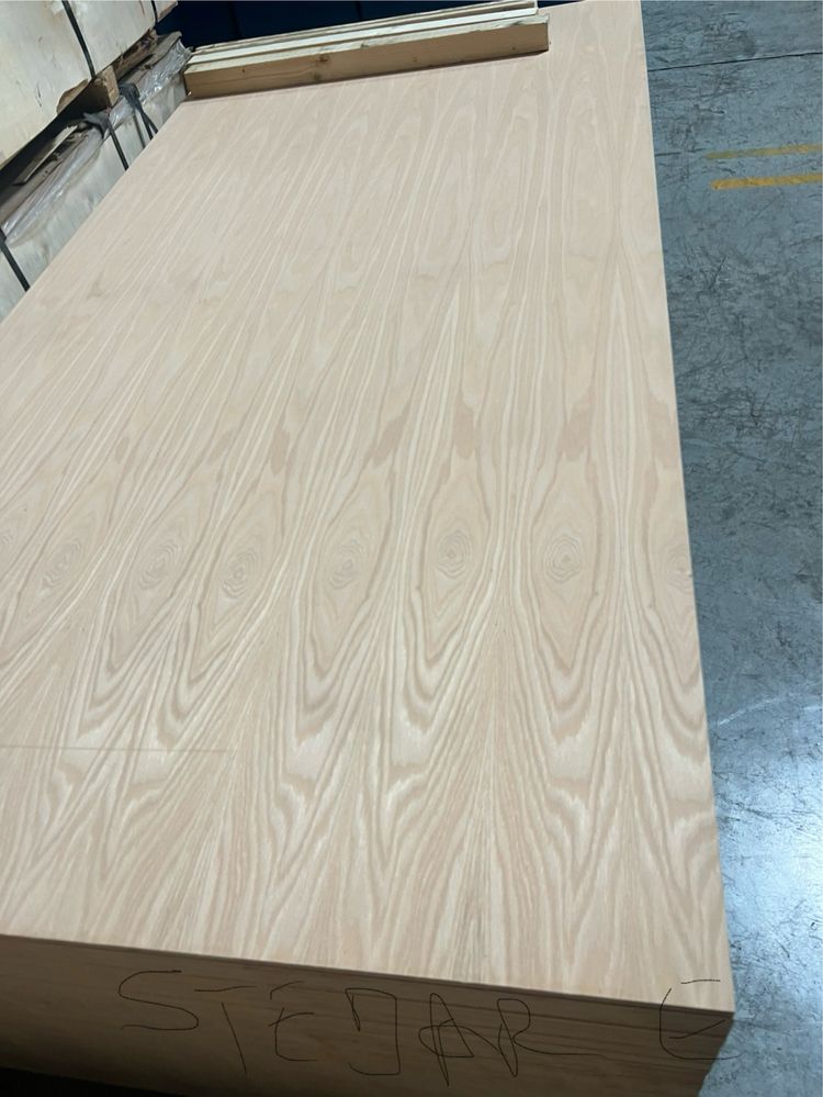 Placaj Eucalipt Furniruit Stejar 4mm(2440x1220)