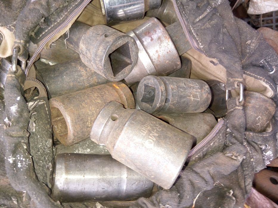 Mai vând mașini pt. Rabla.euro 2 euro3 euro 4.circa 5 mașini cu acte n