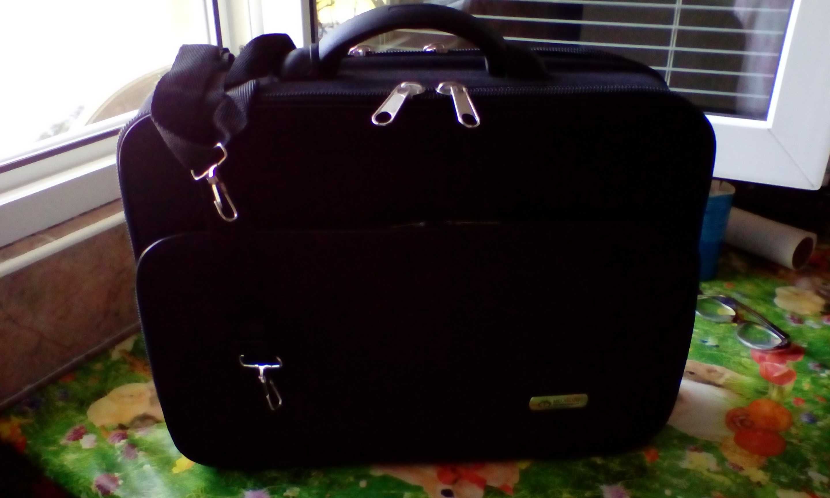 genti pentru laptop