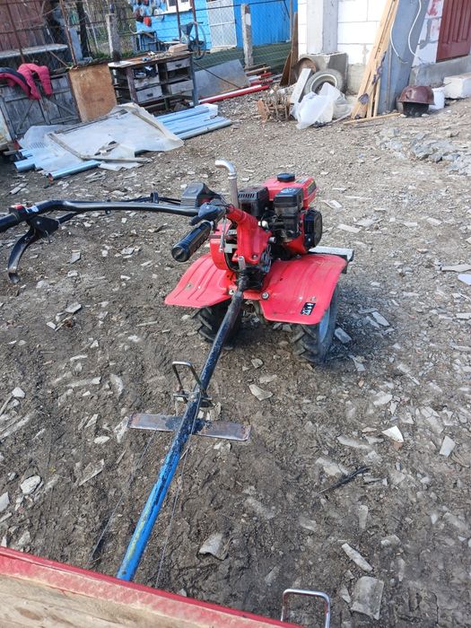 Vând motocultor ruris 7.5 cp
