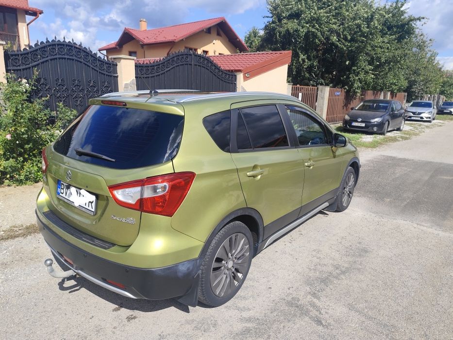 Vând Suzuki SX4 cross
