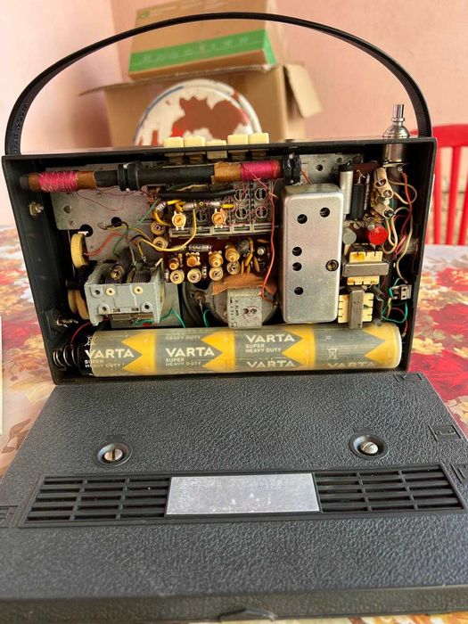Vand 3 radio marca Albatros