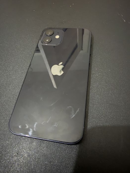 Vand Iphone 12 stare foarte buna