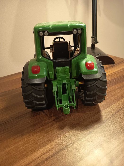 Оригинална играчка John Deere 6920