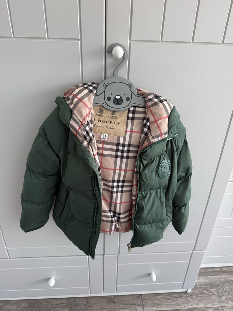 Яке детско Burberry