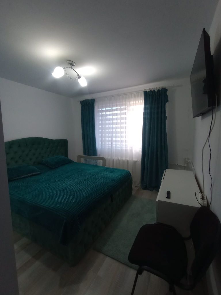 Închiriez apartament cu 2 camere in Mangalia