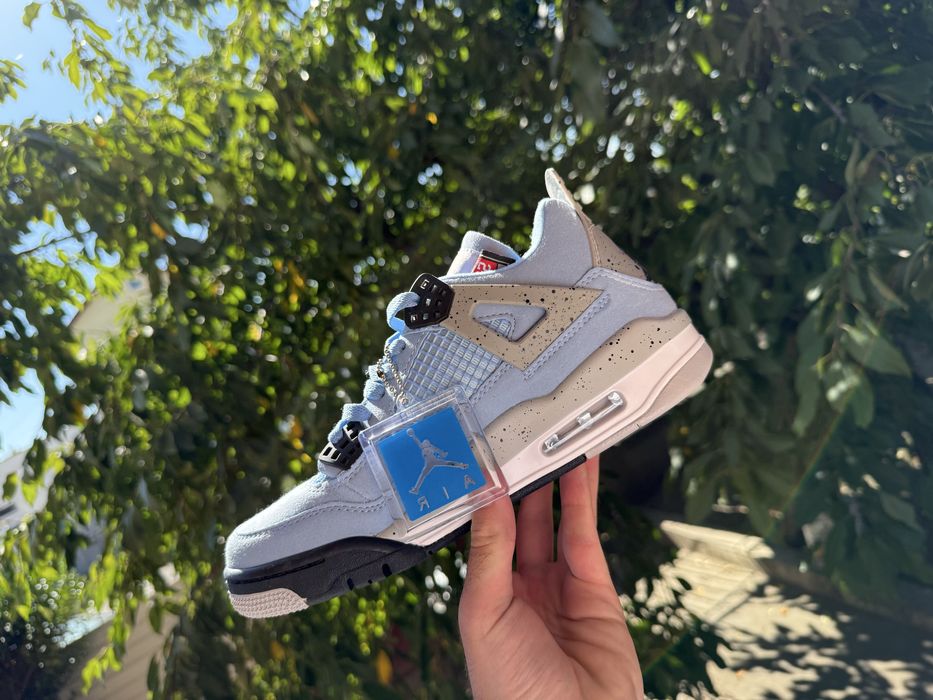 Jordan 4 University Blue, 36, 39, 40, 41, 42, 44, citeste descrierea