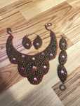 Set bijuterii handmade din margele si pietre semi pretioase