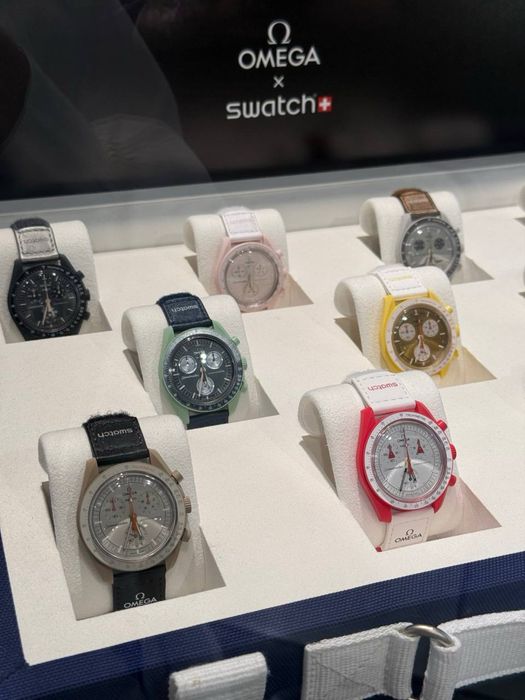 Часы Bioceramic MoonSwatch