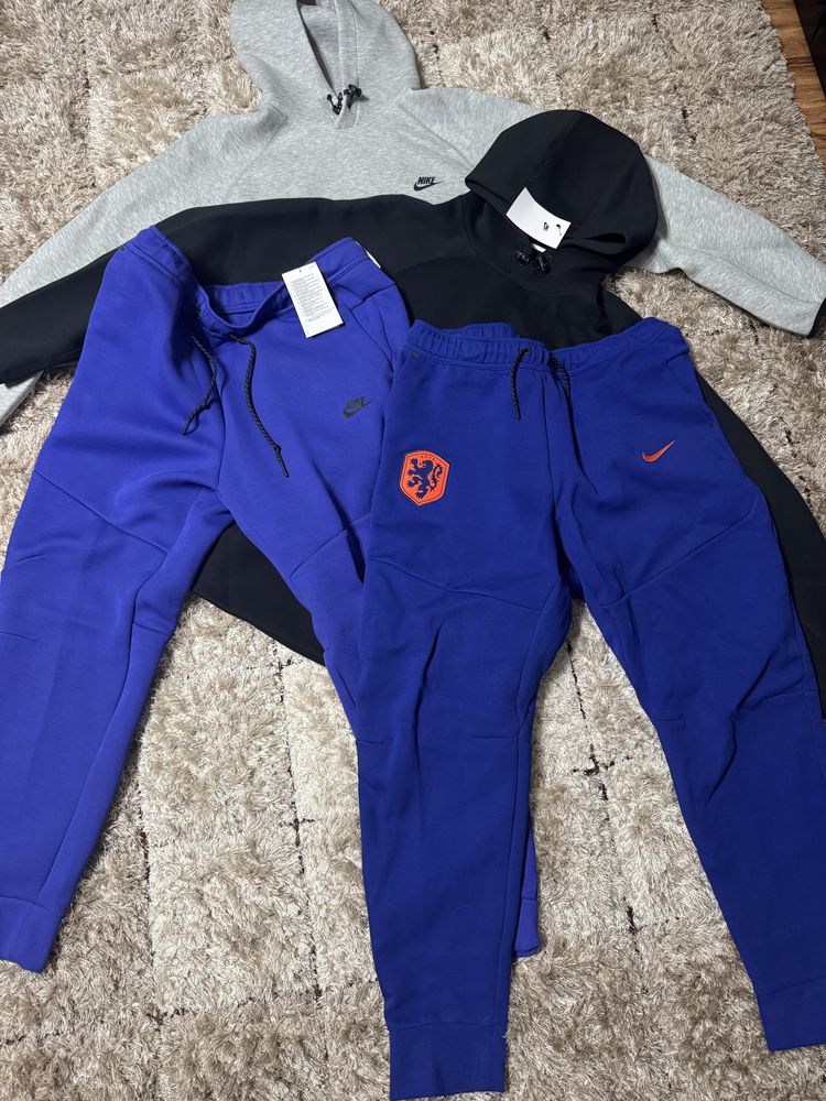 Нови Nike Tech Fleece XXL 4 броя