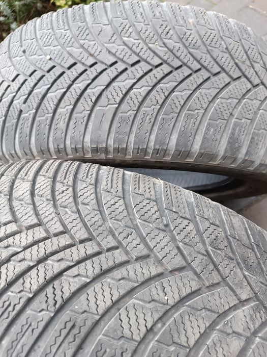 Firestone 215 55 17 iarna