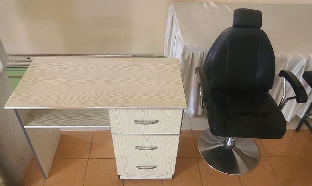 Salonga tayor narsalar