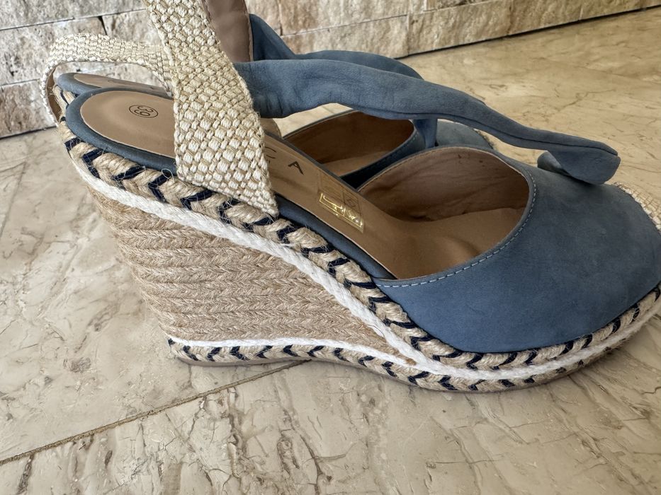 Pantofi Epica nr 39 din piele intoarsa