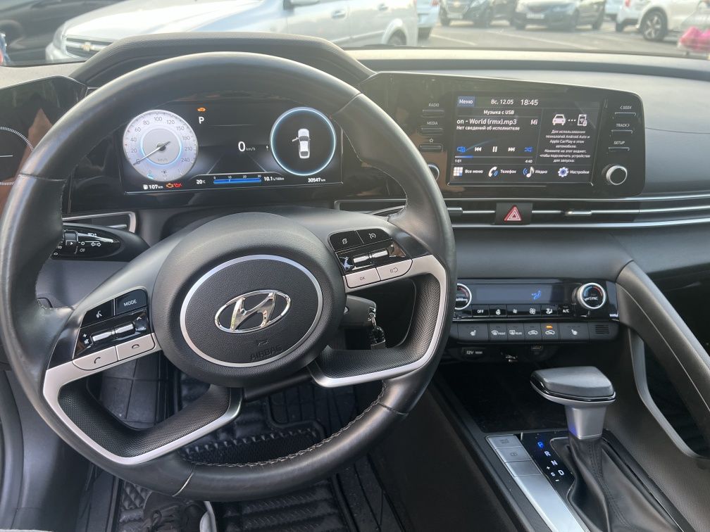 Hyundai Elantra 2022 1.6