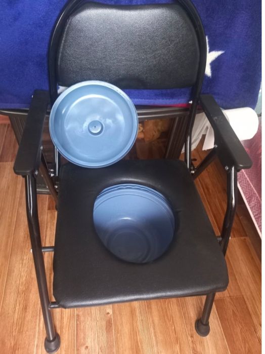 Кресло-туалет совершенно новый и не использовали!