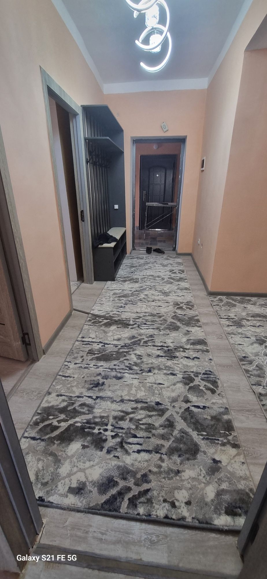 3 хонали 5 этаж 51 кв
