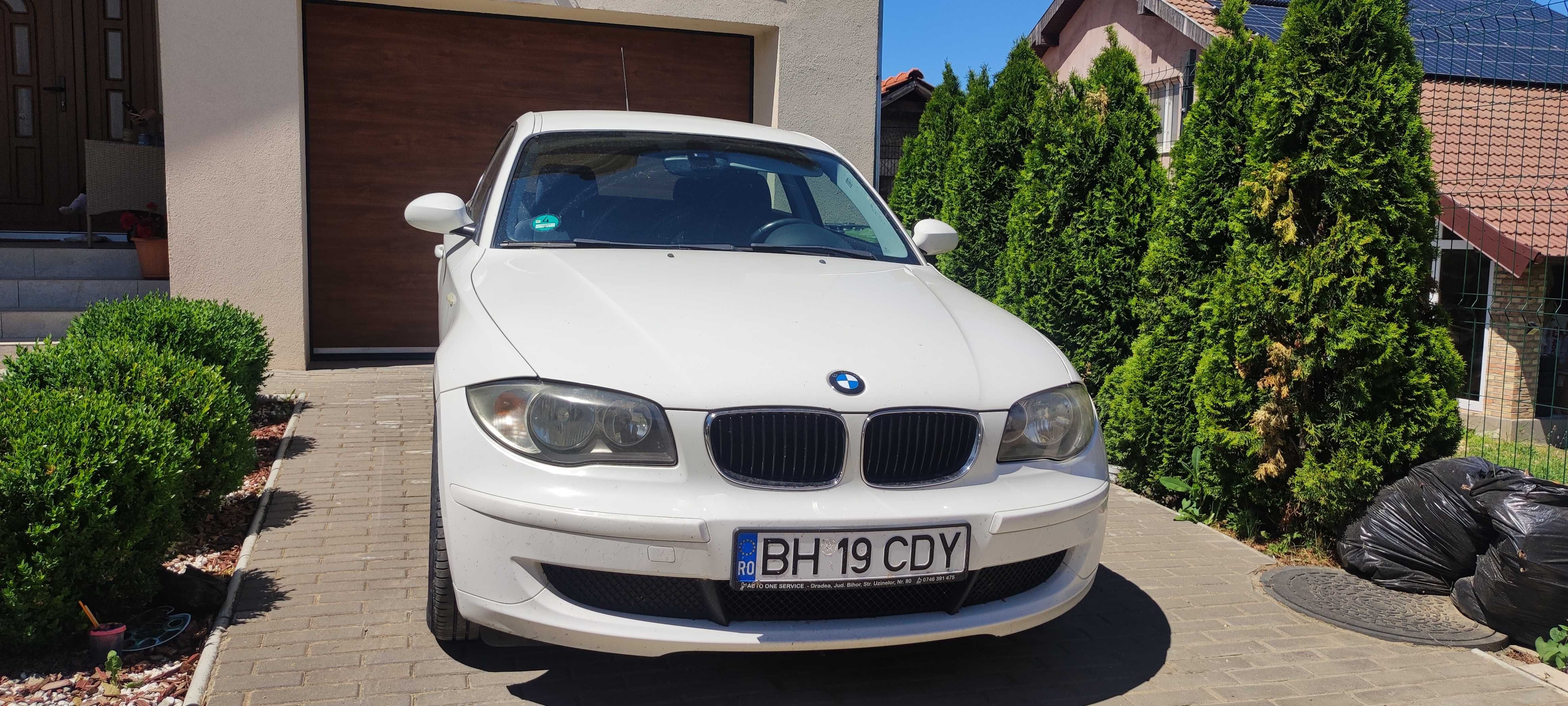 Vând BMW E 81 118 D