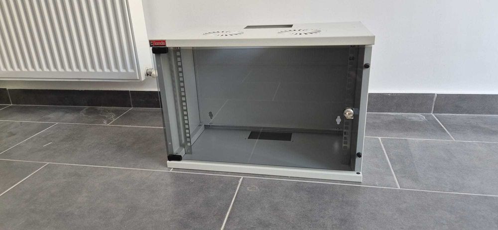 Cabinet de perete 540x300