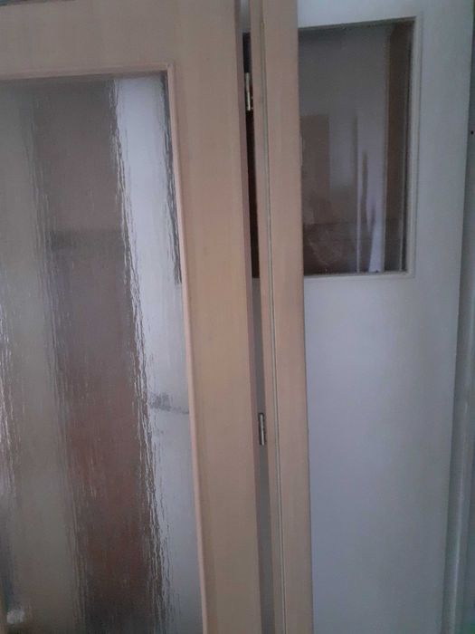 usi de interior cu sticla