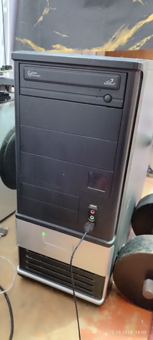Системный блок Core 2 Quad  Q8400