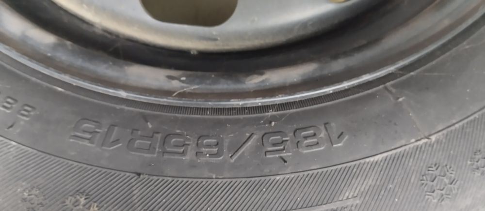 Зимни гуми с джанти 15"
