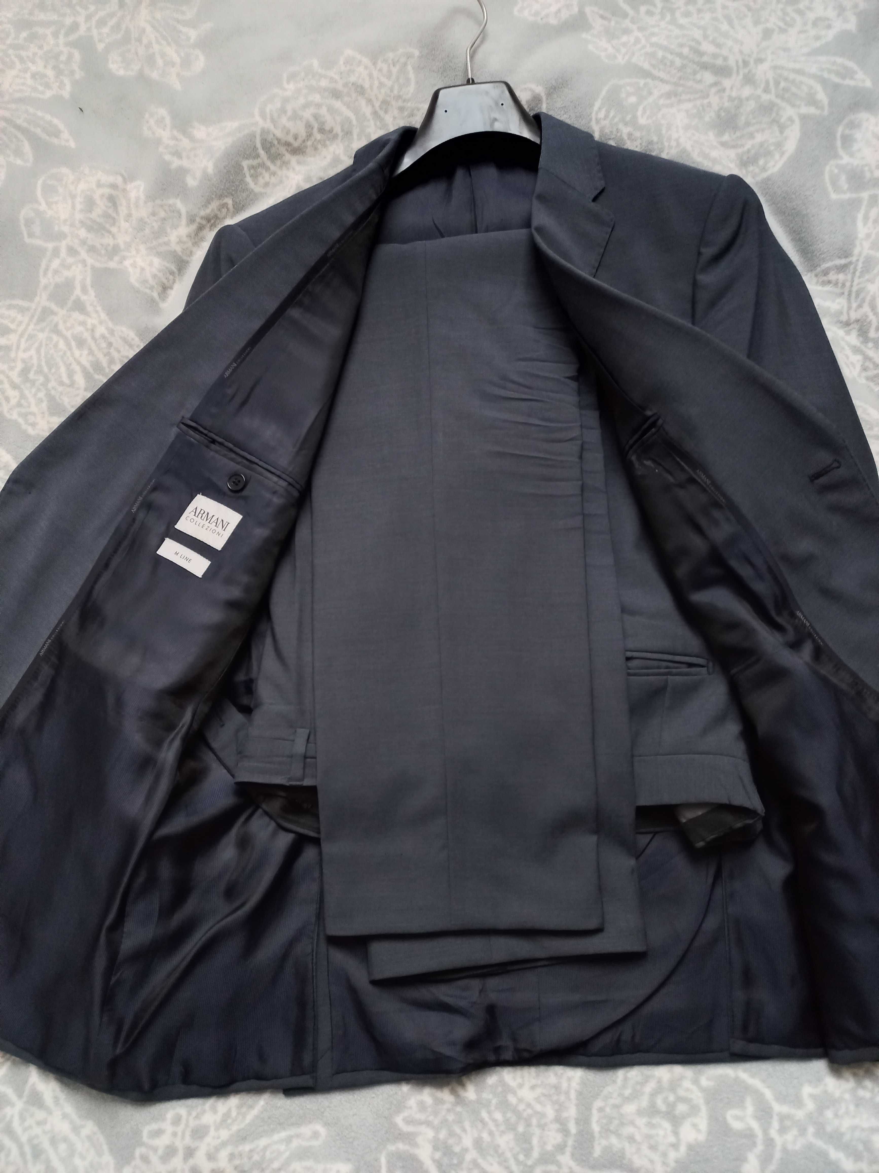 Costum barbati ARMANI marime XL