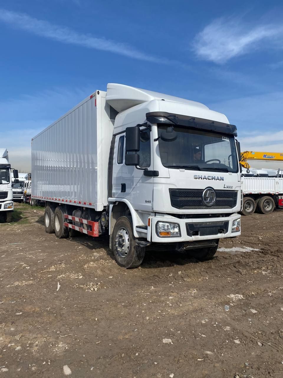 Shacman L3000 Автофургон 7.5м 9м 2та спальня сотувда бор