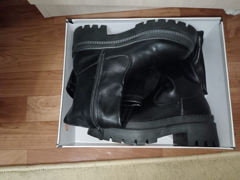 Сапоги женские демисезоные новые