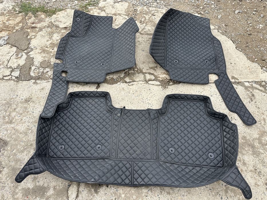 5D полики тойота камри 50-55 почти новый