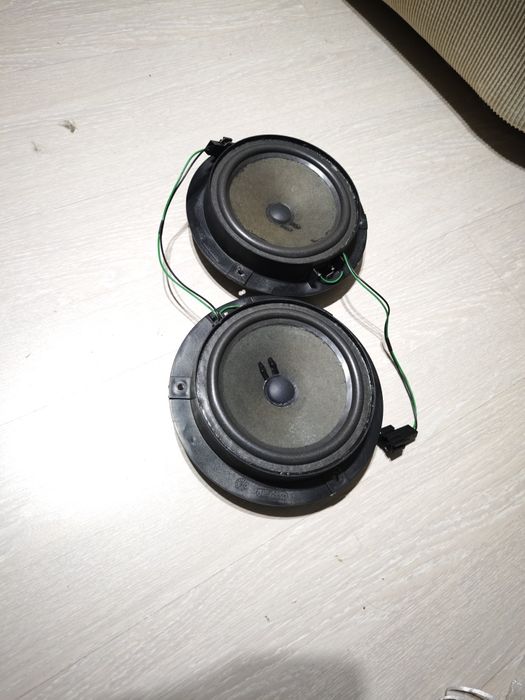 Високоговорители от Мерцедес А и Б класа