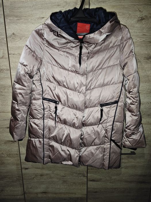 Продам  куртку тёплую