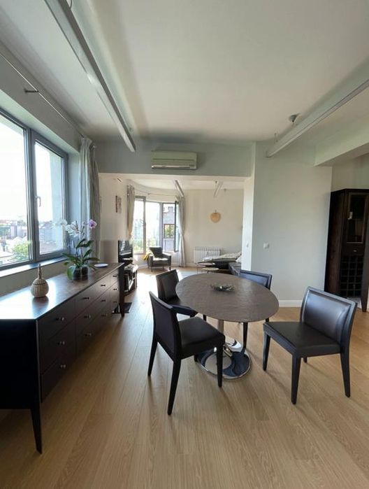 Дава се под наем Тристаен апартамент в София, Център - 100 кв.м за 1090 € - Снимка #2