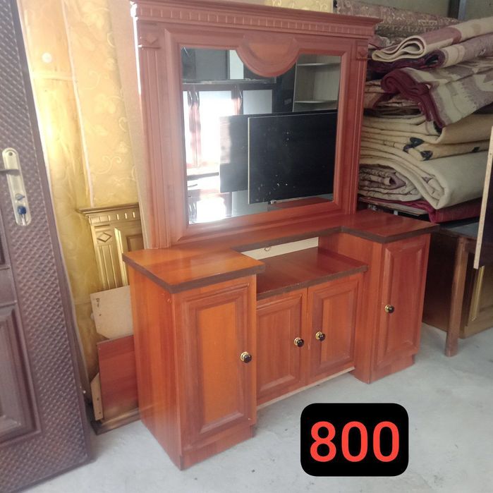 Нарсалар сотилади. Холати янгидай