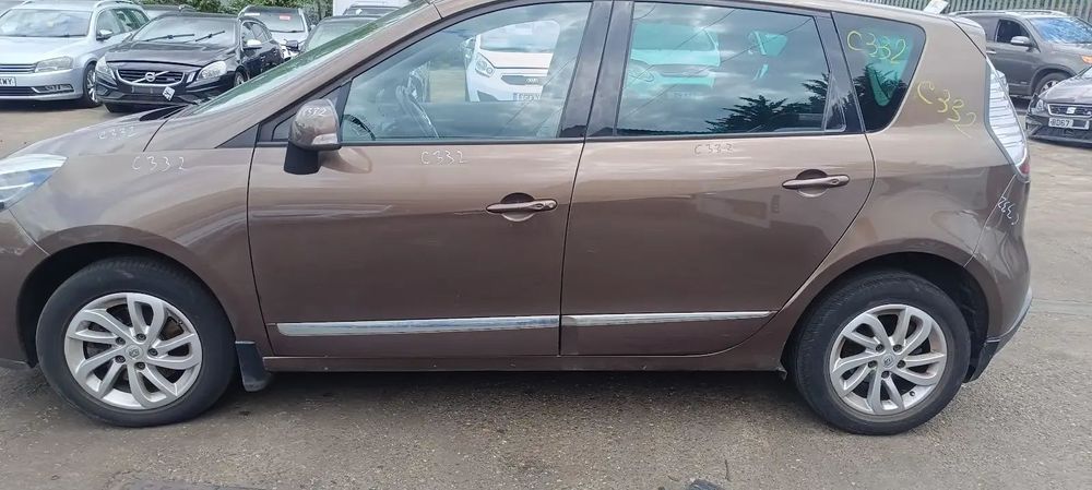 Dezmembrari / Dezmembrez Renault Scenic 3 1.5 K9K (837) cutie viteze DC4 (001) cod culoare TECNB - BROWN