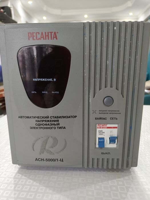 Стабилизатор напряжения Ресанта АСН-5000/1-Ц