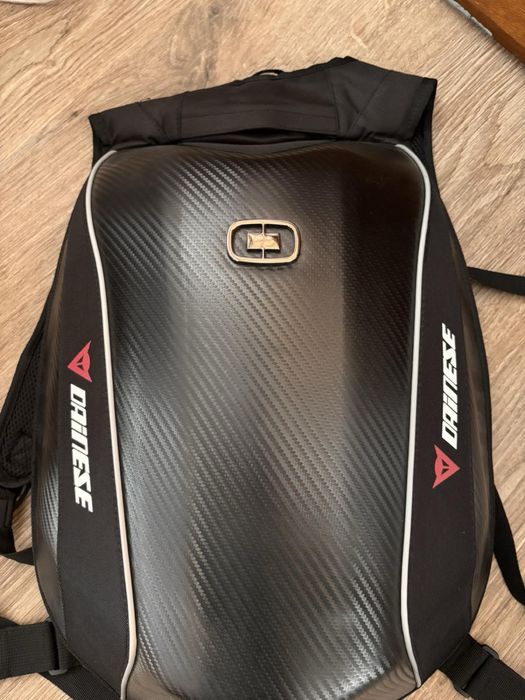 Мото екипоровка, каска, ръкавици, нагръдник, раница, яке