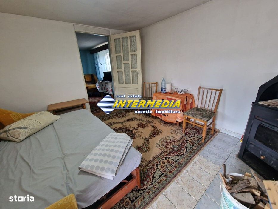 Vanzare Casa cu Magazie 99 mp. Teren 570 mp. Alba Zona Arex toate
