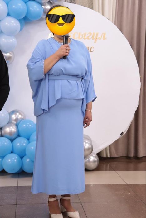 Вечерние платья.