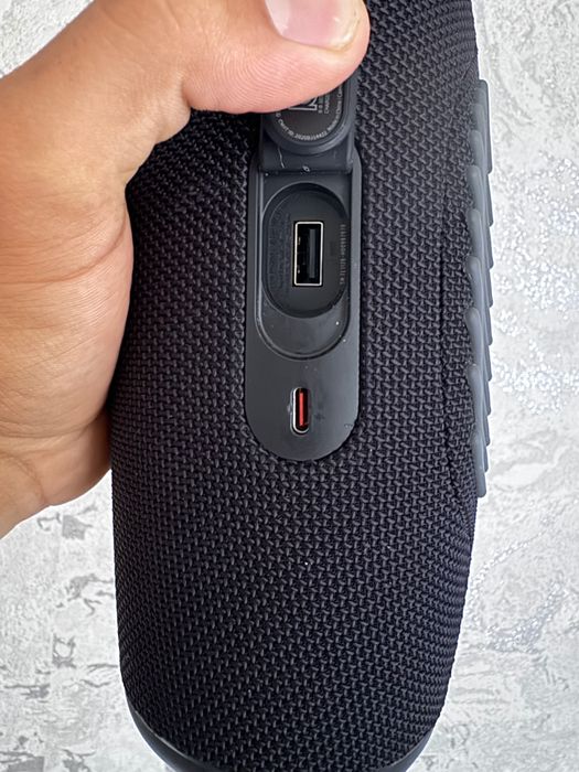 JBL charge 5 Оргинална (Може и бартер)