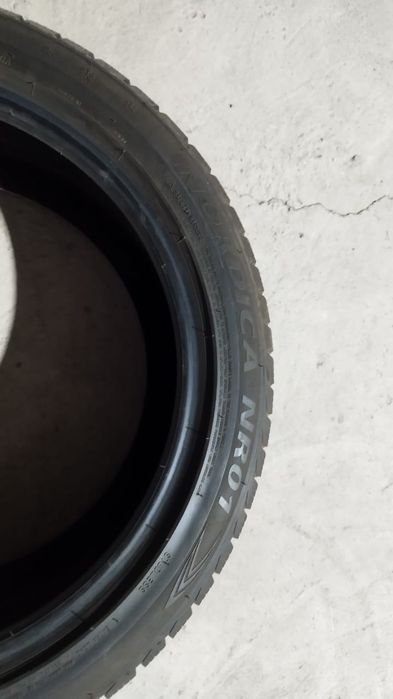 Шины зимние 4 шт размер 18