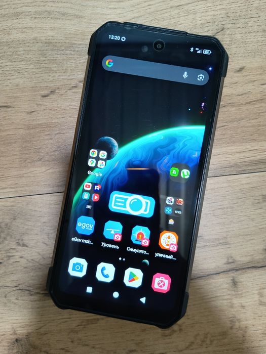 Tank 2 pro 12/256 в идеале ( телефон с проектором )